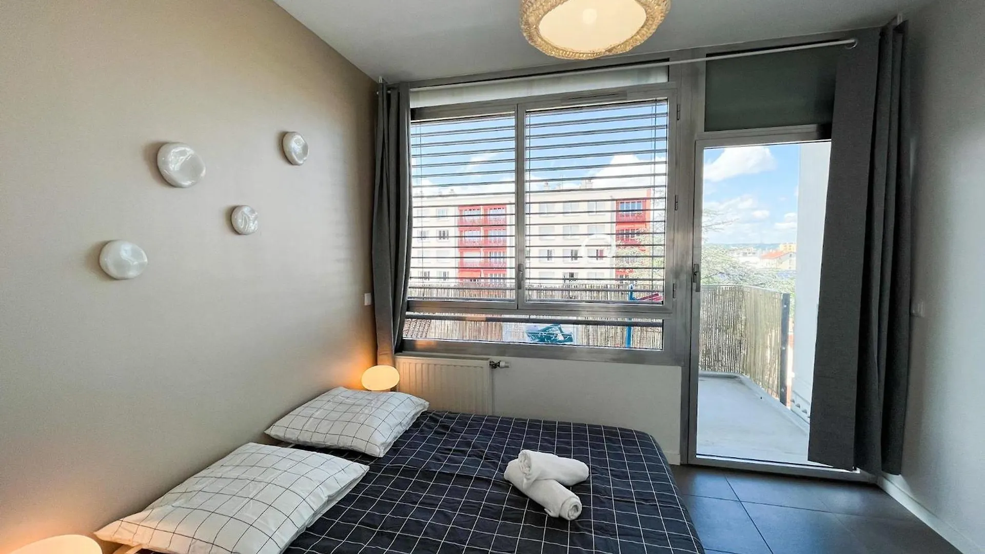 Suite Helena Villeurbanne 0*,  France
